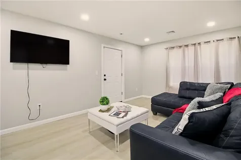 272 Sayles Street Providence RI 02905