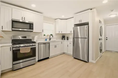 272 Sayles Street Providence RI 02905