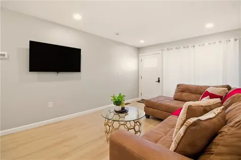 272 Sayles Street Providence RI 02905