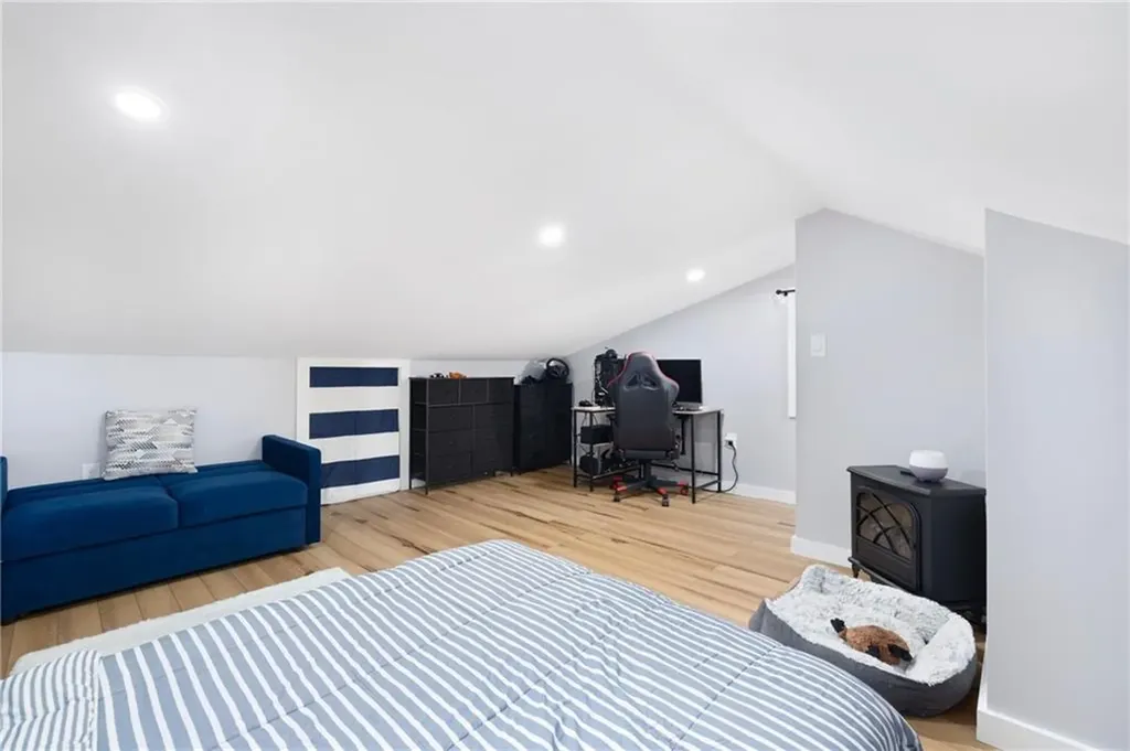 267 Green End Avenue Middletown RI 02842