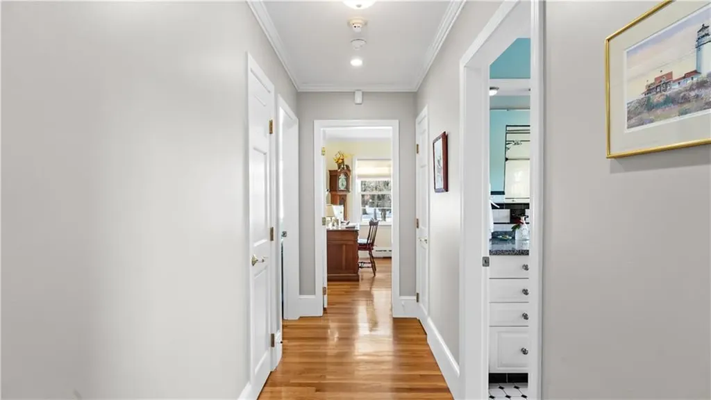 29 Robert Street Tiverton RI 02878