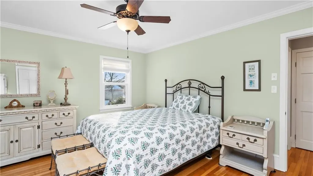 29 Robert Street Tiverton RI 02878