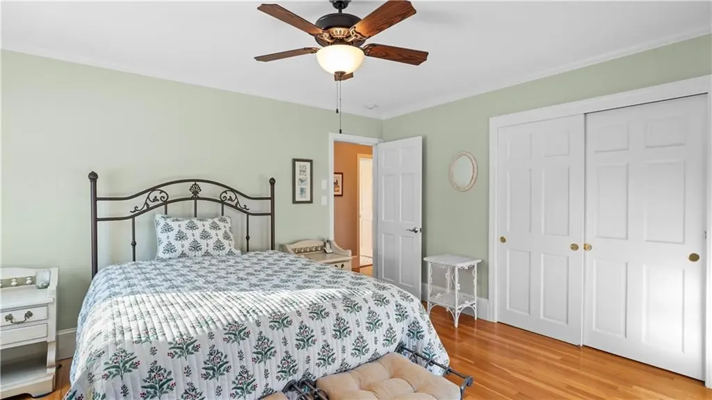 29 Robert Street Tiverton RI 02878