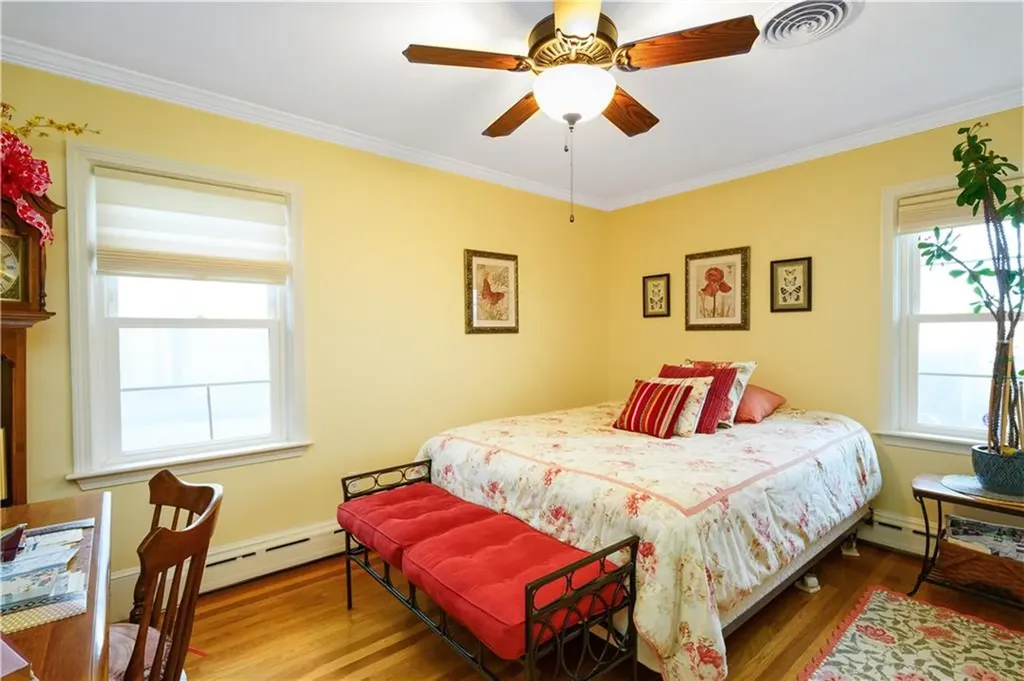 29 Robert Street Tiverton RI 02878