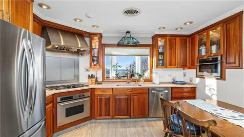 29 Robert Street Tiverton RI 02878