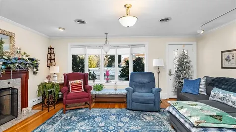 29 Robert Street Tiverton RI 02878