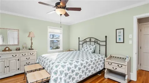 29 Robert Street Tiverton RI 02878