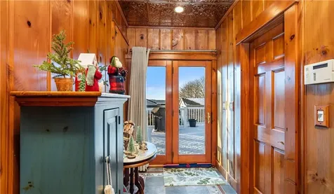 29 Robert Street Tiverton RI 02878