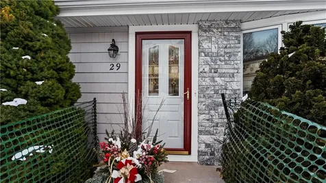 29 Robert Street Tiverton RI 02878