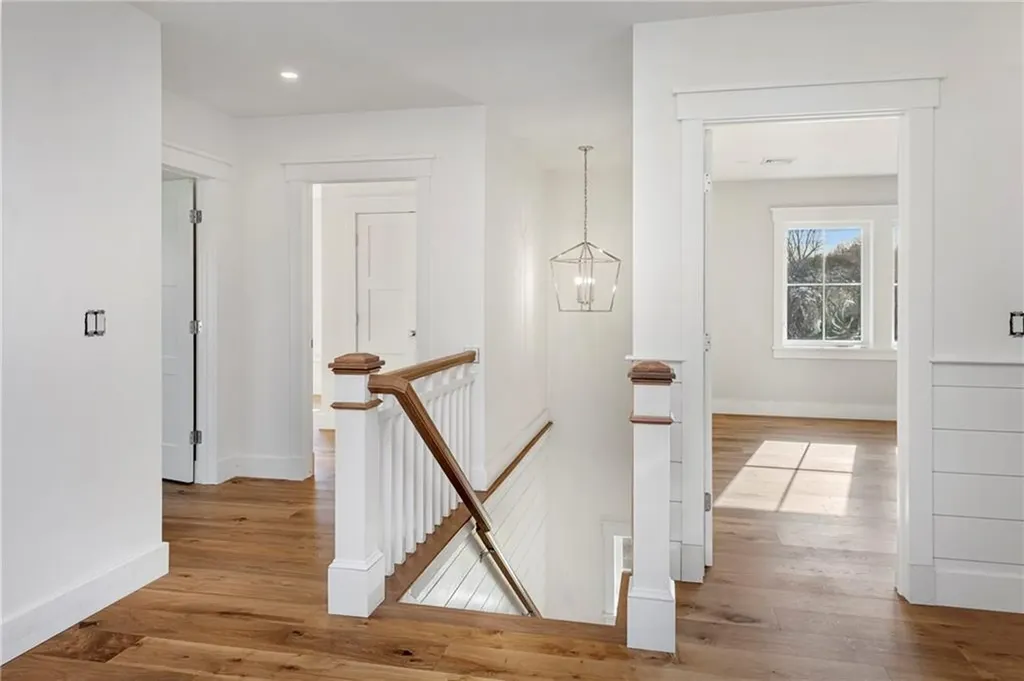 3 Knowlton Court Bristol RI 02809