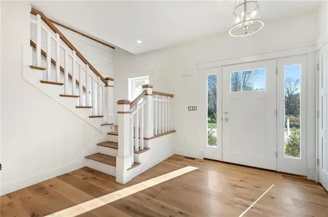 3 Knowlton Court Bristol RI 02809