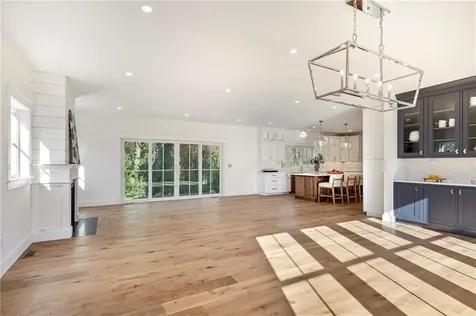 3 Knowlton Court Bristol RI 02809