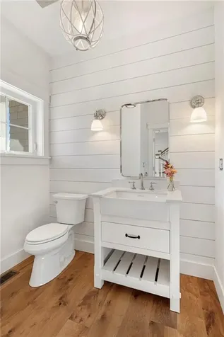 3 Knowlton Court Bristol RI 02809