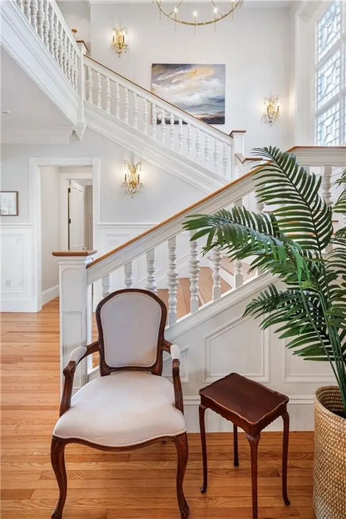 7 Red Cross Avenue Newport RI 02840