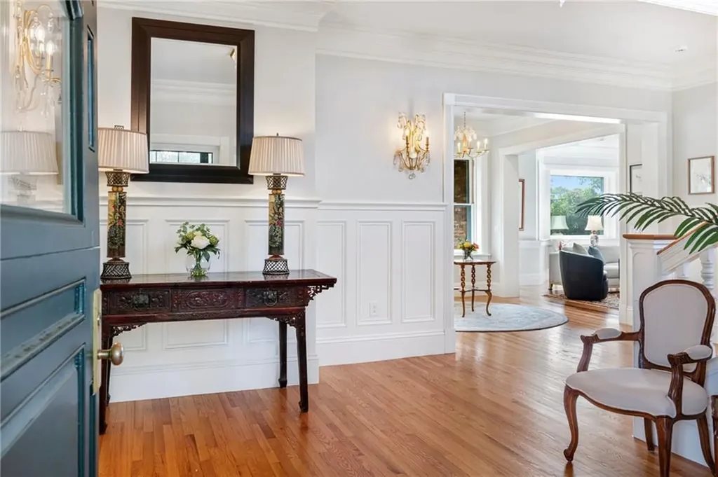 7 Red Cross Avenue Newport RI 02840