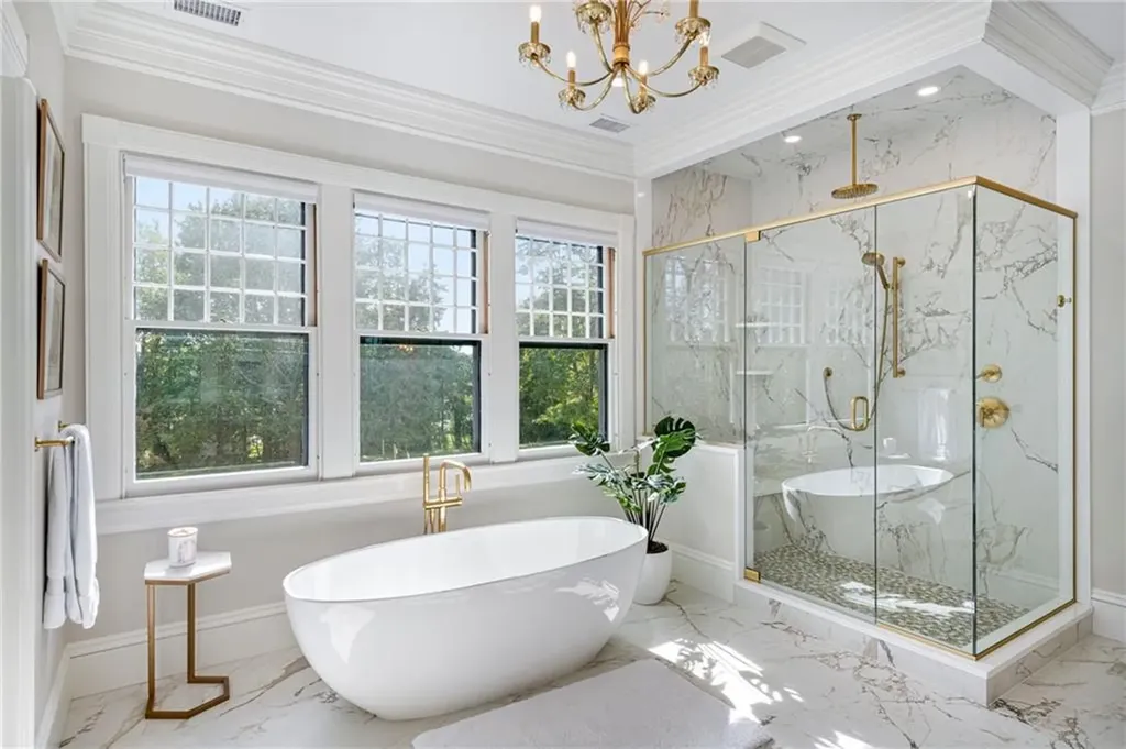 7 Red Cross Avenue Newport RI 02840