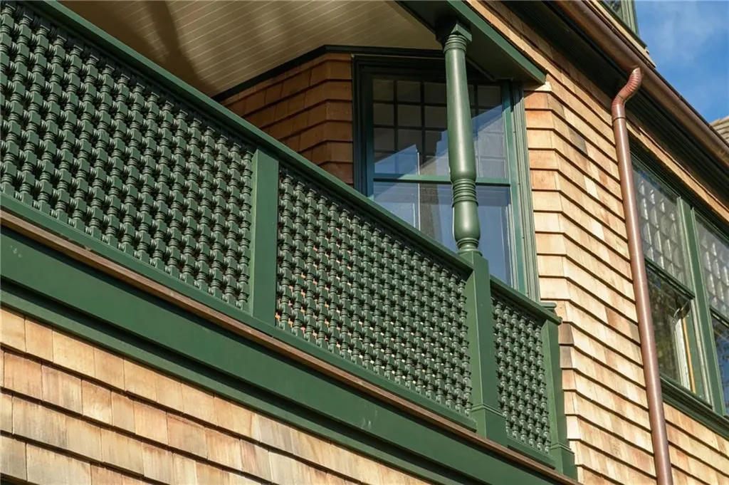 7 Red Cross Avenue Newport RI 02840