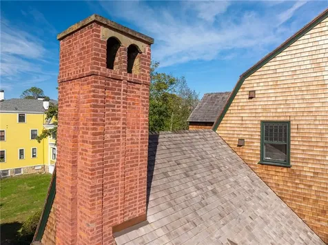 7 Red Cross Avenue Newport RI 02840