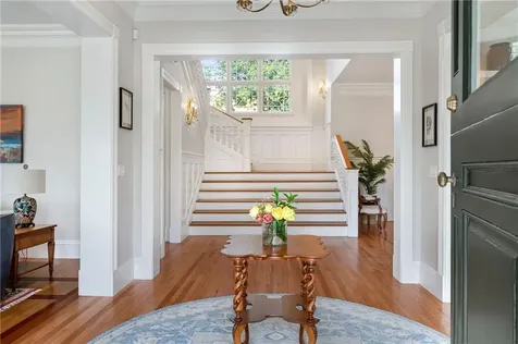 7 Red Cross Avenue Newport RI 02840