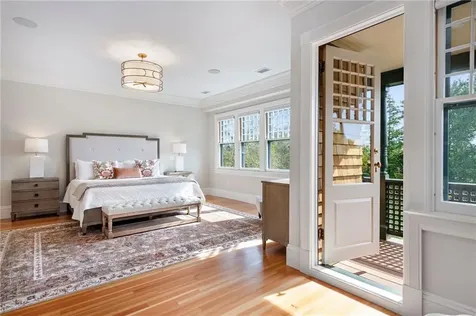 7 Red Cross Avenue Newport RI 02840