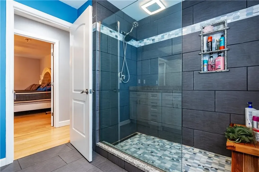 74 Brookhaven Drive East Providence RI 02914