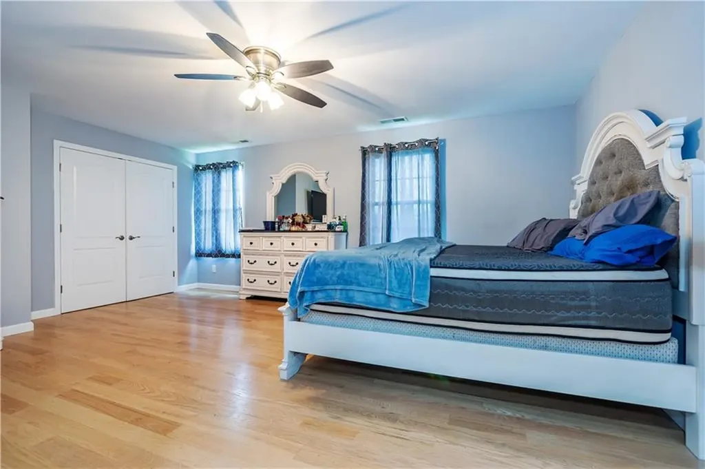 74 Brookhaven Drive East Providence RI 02914