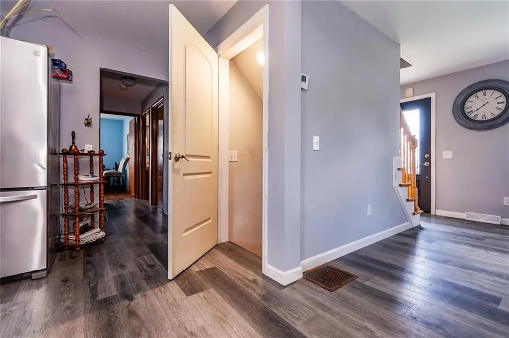 74 Brookhaven Drive East Providence RI 02914