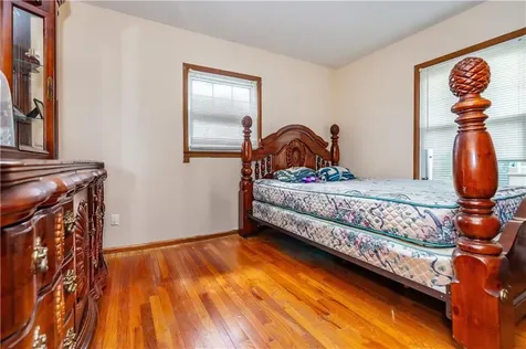 74 Brookhaven Drive East Providence RI 02914