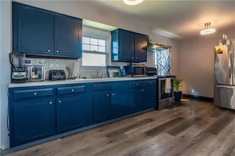 74 Brookhaven Drive East Providence RI 02914