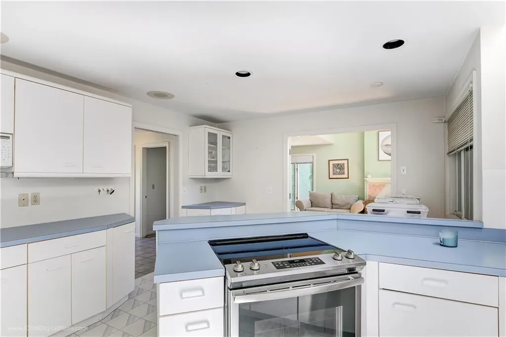 1 Ledge Road Newport RI 02840