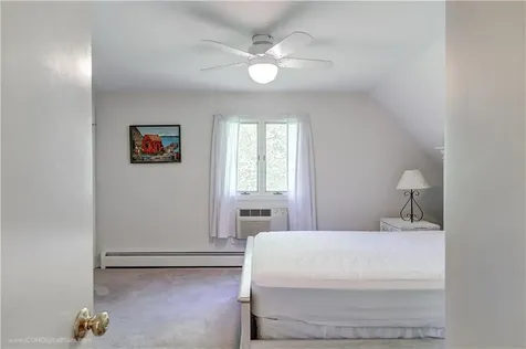 1 Ledge Road Newport RI 02840
