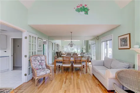 1 Ledge Road Newport RI 02840