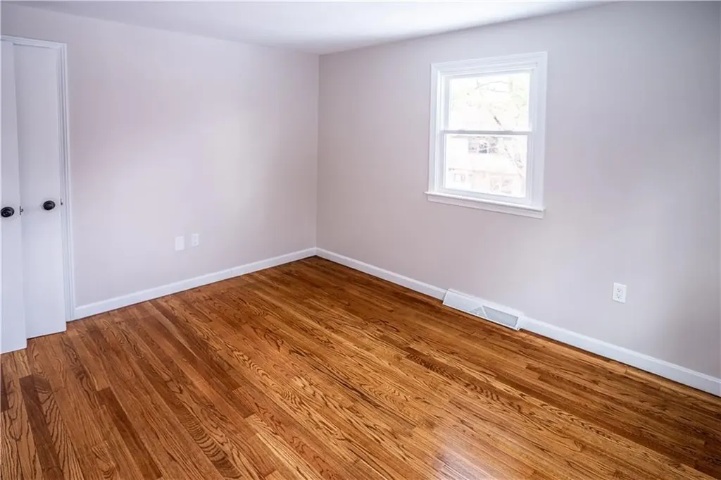 123 Cowesett Road Warwick RI 02886