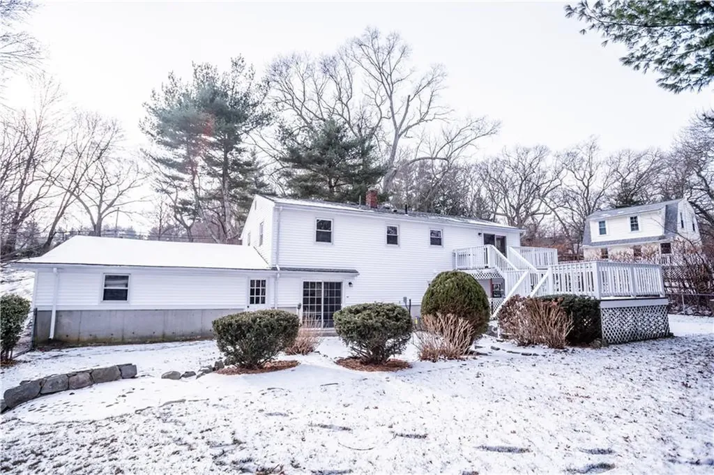 123 Cowesett Road Warwick RI 02886