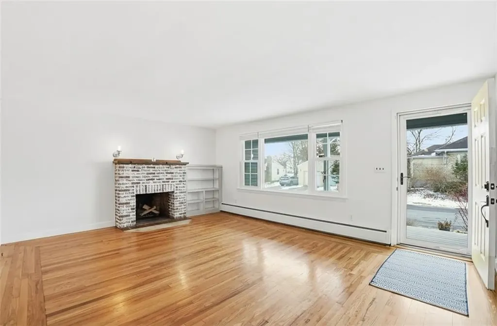 210 Robinson Street East Providence RI 02914