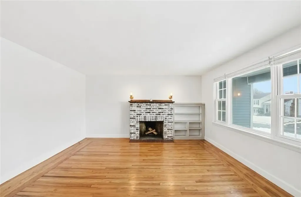 210 Robinson Street East Providence RI 02914