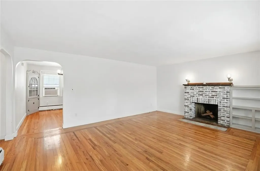 210 Robinson Street East Providence RI 02914