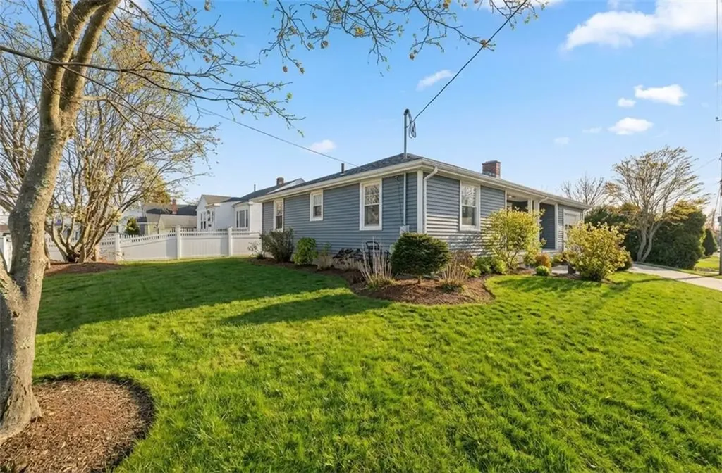 210 Robinson Street East Providence RI 02914