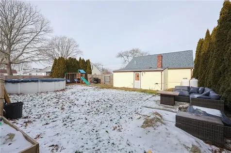 30 Sowams Drive Bristol RI 02809