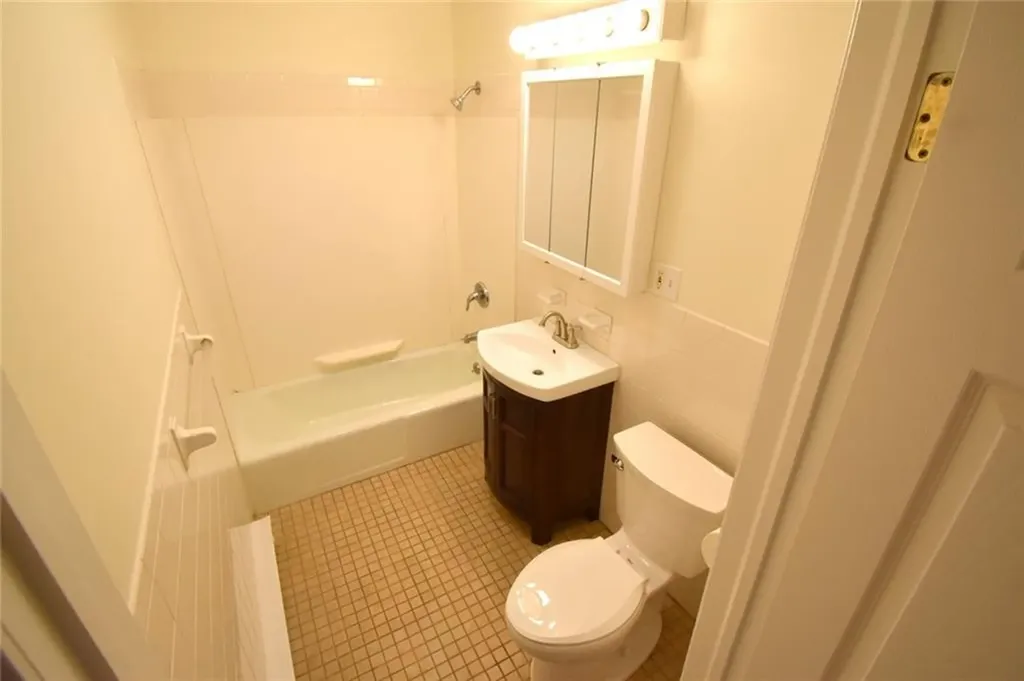 9 Crestview Drive Westerly RI 02891