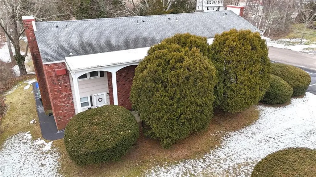 9 Crestview Drive Westerly RI 02891