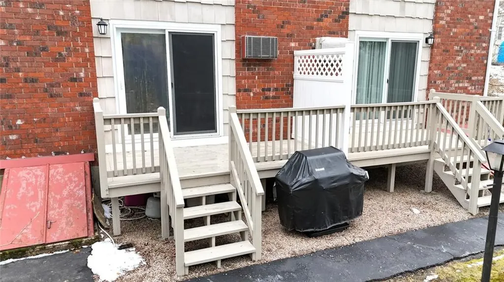 9 Crestview Drive Westerly RI 02891