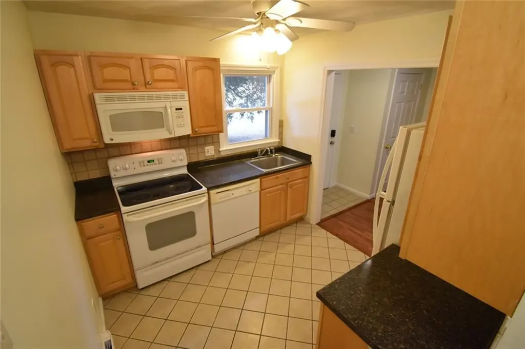 9 Crestview Drive Westerly RI 02891