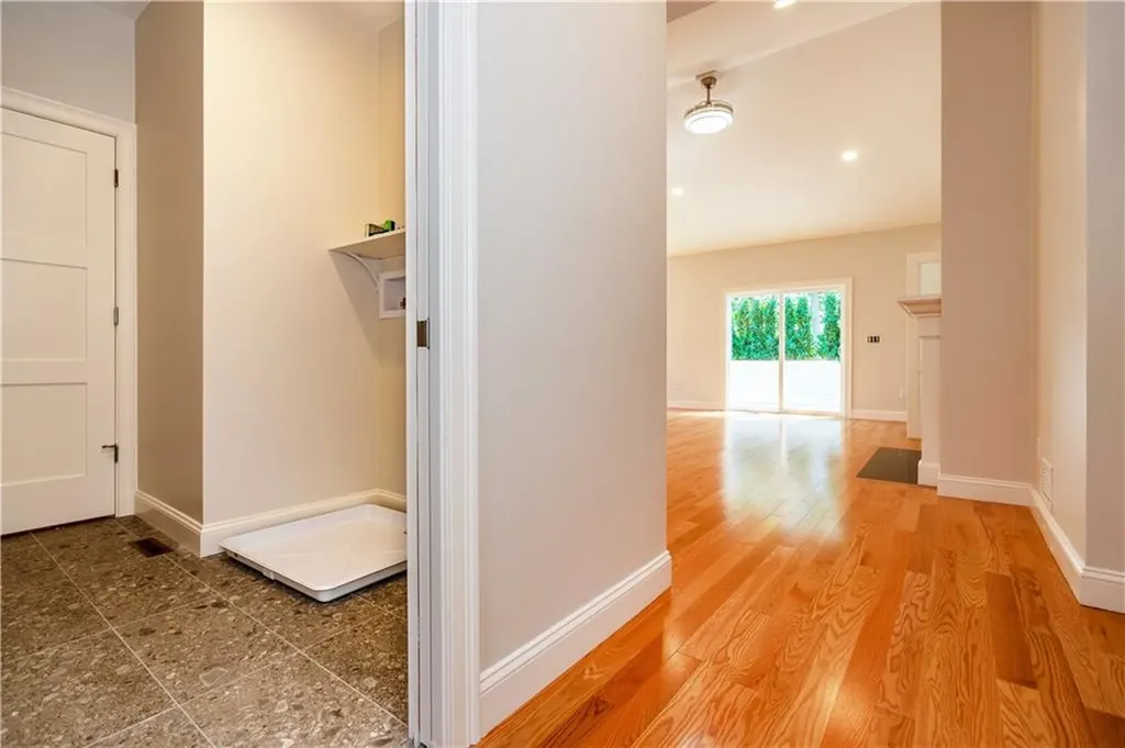 19 Hampton Road Coventry RI 02816