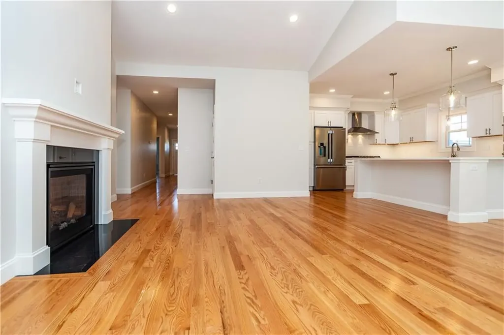 19 Hampton Road Coventry RI 02816