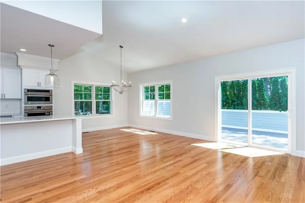 19 Hampton Road Coventry RI 02816