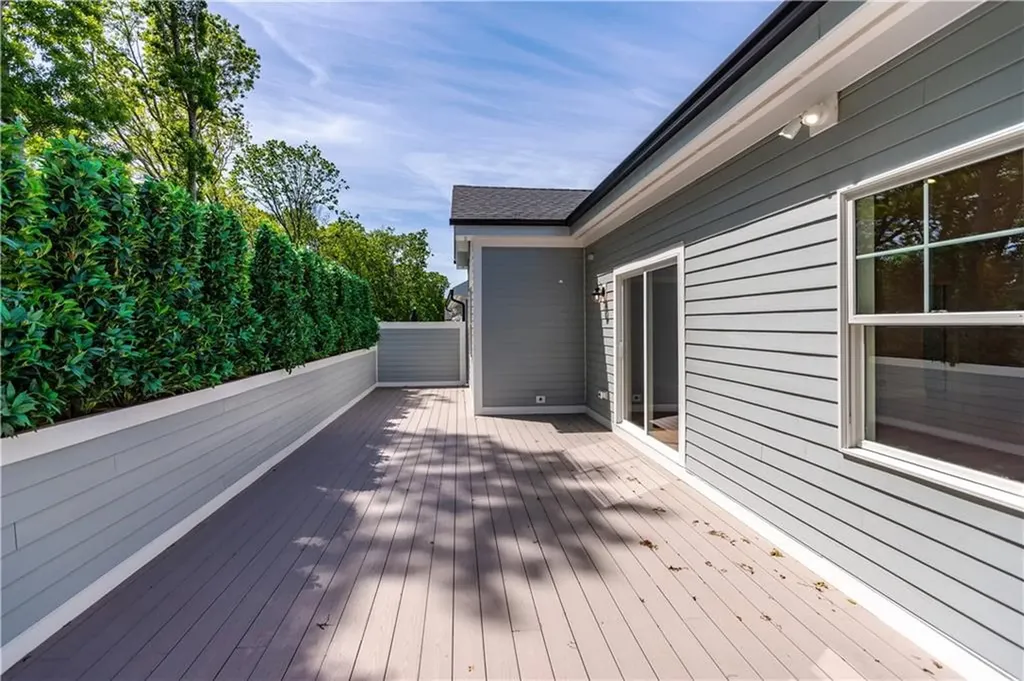 19 Hampton Road Coventry RI 02816