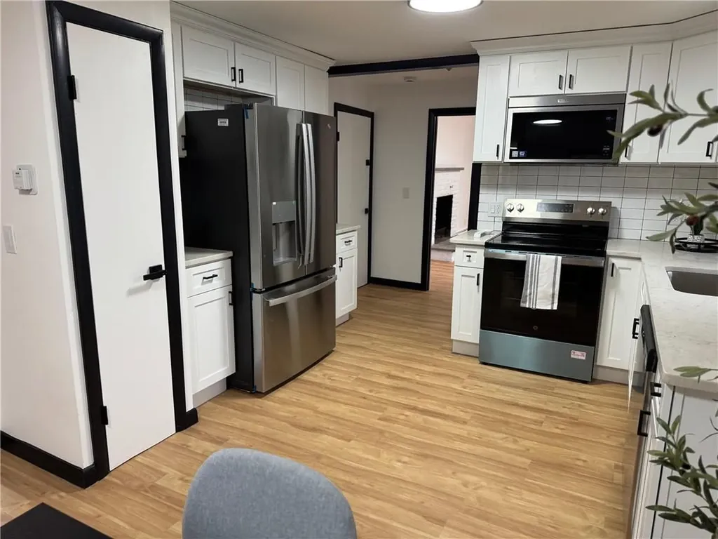 17 Meadow Road Scituate RI 02831