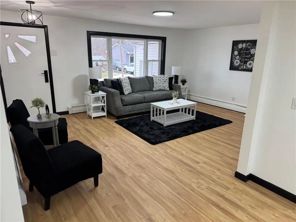 17 Meadow Road Scituate RI 02831