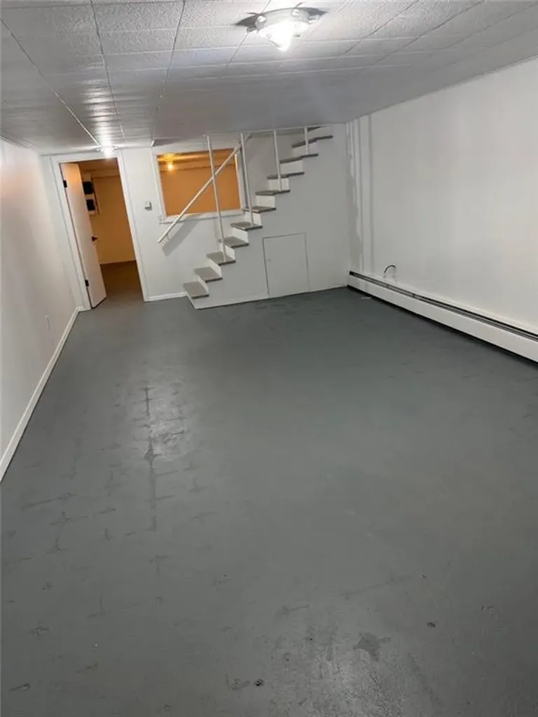 17 Meadow Road Scituate RI 02831